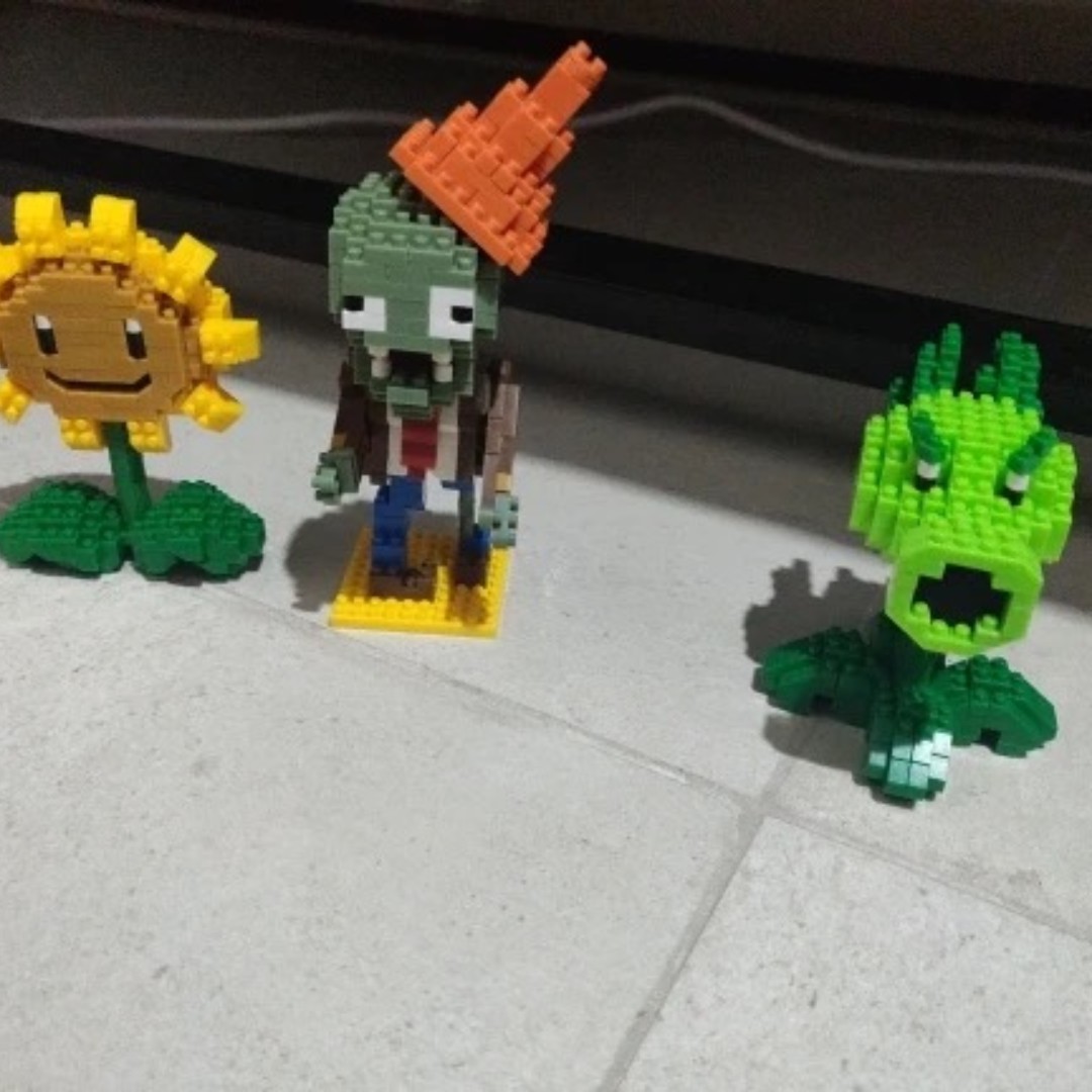 Plants VS Zombies Blocks Small - огляд і ціна Kids Zombie Toys